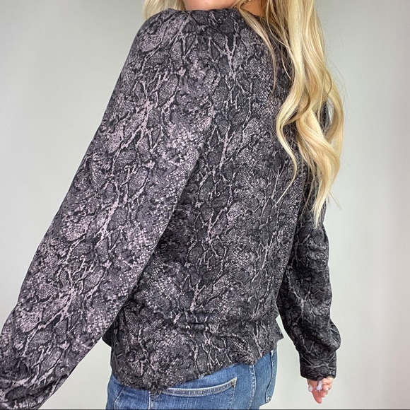Rails Grey Snakeskin Long Sleeve Top - Picture 4 of 9